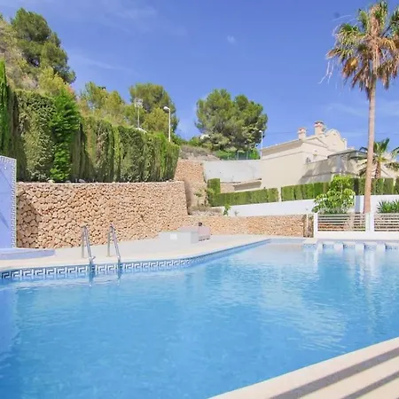 Apartment Con Piscina - Lilia Rosa 9